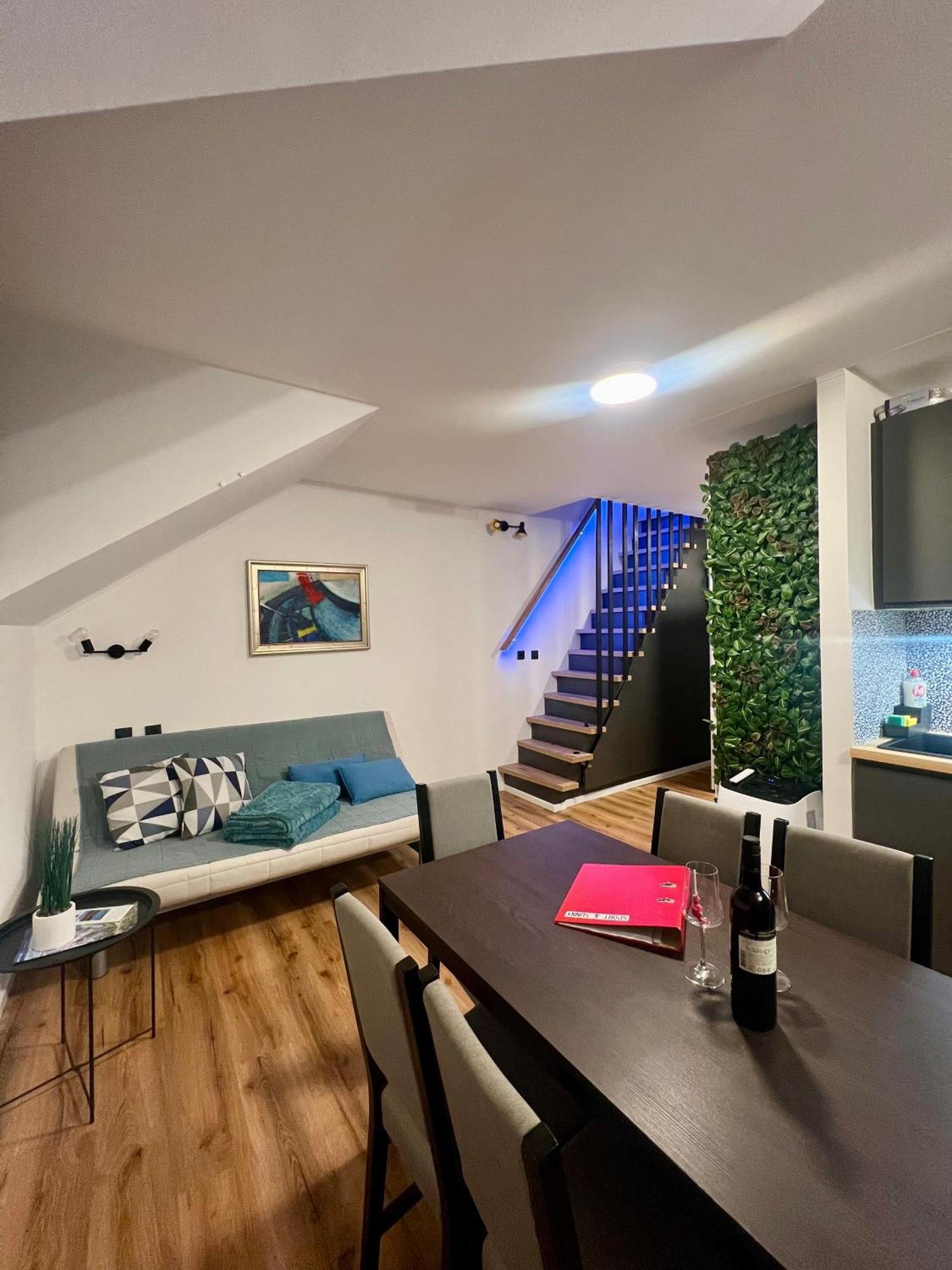 Appartamento Sport & Sunny Cosy Alpine Retreat Kranjska Gora Esterno foto